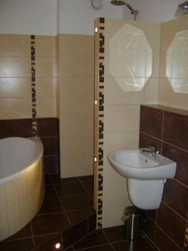 Bed & Breakfast Green Roof Rybarzowice  Extérieur photo